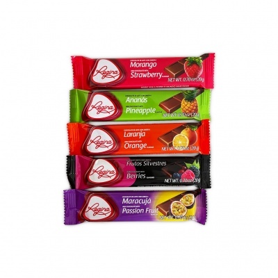 Barras de snack Regina em variedade de sabores com embalagens coloridas.