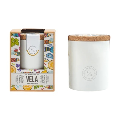Vela perfumada branca com tampa de cortiça em caixa colorida com desenhos