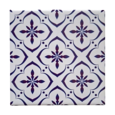 Azulejo quadrado com padrão floral azul e branco