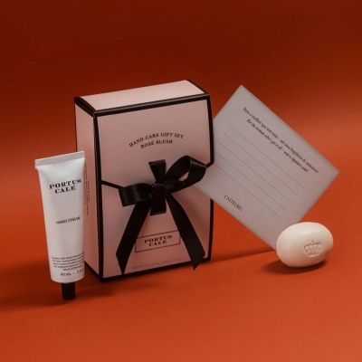 Conjunto presente cuidado mãos com creme, sabonete e cartão, embalagem rosa e preta