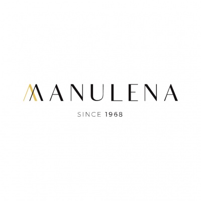 Logotipo MANULENA em preto com detalhes dourados e texto SINCE 1968