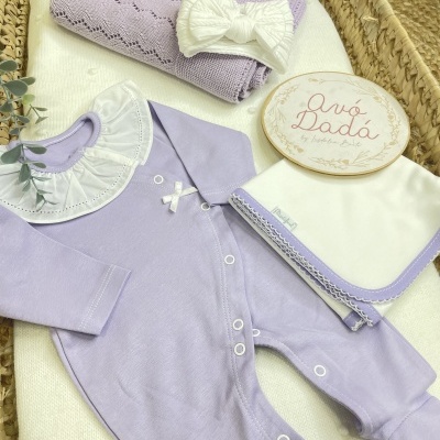 Babygrow&#x20;de&#x20;algod&#x00E3;o&#x20;em&#x20;v&#x00E1;rias&#x20;cores