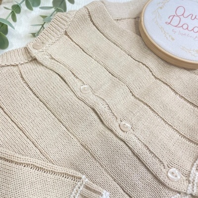 Conjunto&#x20;de&#x20;camisola,&#x20;cal&#x00E7;as&#x20;e&#x20;gorro