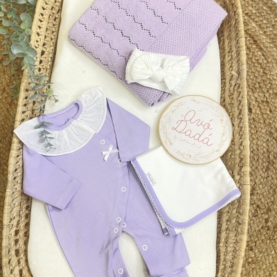 Babygrow&#x20;de&#x20;algod&#x00E3;o&#x20;em&#x20;v&#x00E1;rias&#x20;cores
