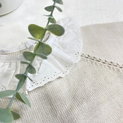 Conjunto&#x20;de&#x20;camisola,&#x20;cal&#x00E7;as&#x20;e&#x20;touca
