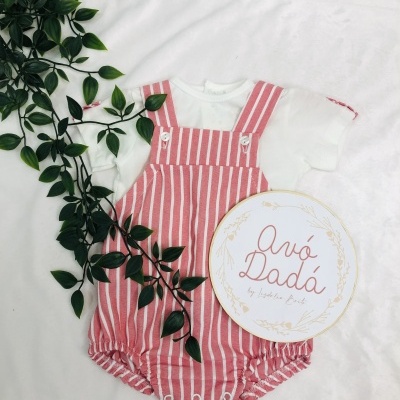 Camisola&#x20;e&#x20;fofo&#x20;&#x00E0;s&#x20;riscas