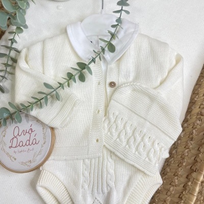 Conjunto&#x20;de&#x20;body,&#x20;fofo,&#x20;casaco&#x20;e&#x20;gorro
