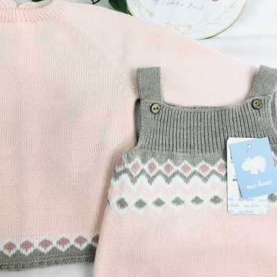 conjunto&#x20;de&#x20;fofo&#x20;e&#x20;camisola