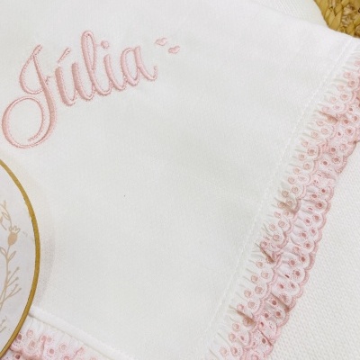 Fralda&#x20;bordado&#x20;ingl&#x00EA;s&#x20;J&#x00FA;lia
