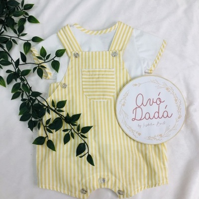 Camisola&#x20;e&#x20;fofo&#x20;&#x00E0;s&#x20;riscas