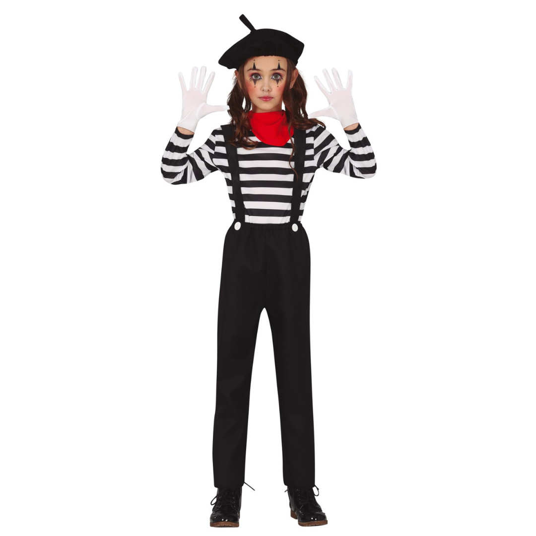 Menina vestida com fato de mímica preto e branco e boina preta