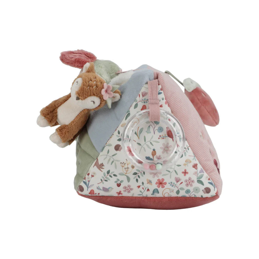 Brinquedo de peluche em forma de cubo com veado e padrão floral