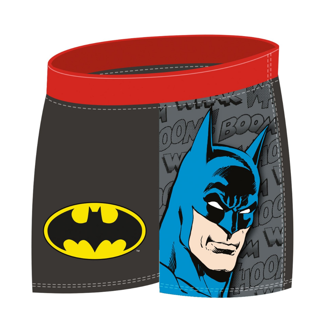 Cuecas boxer com estampa do Batman em cinza, preto, azul e amarelo, com cintura vermelha.