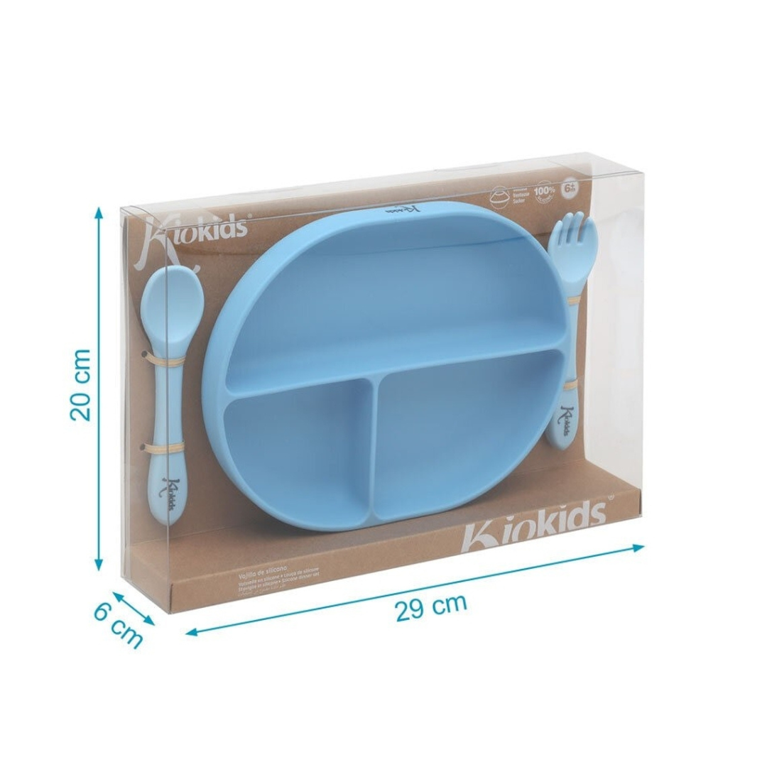 Conjunto de prato azul de silicone com três compartimentos e talheres para criança em embalagem transparente.