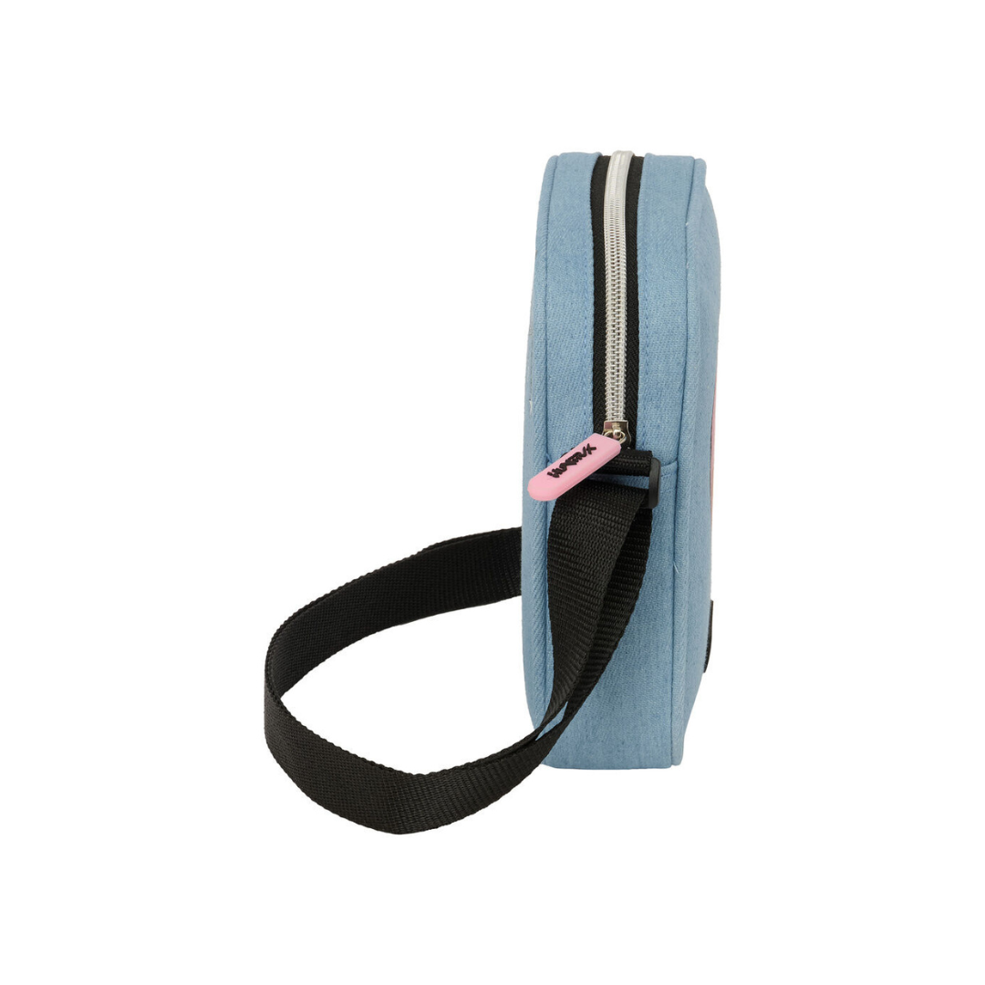 Bolsa pequena azul clara com alça preta e fecho de correr