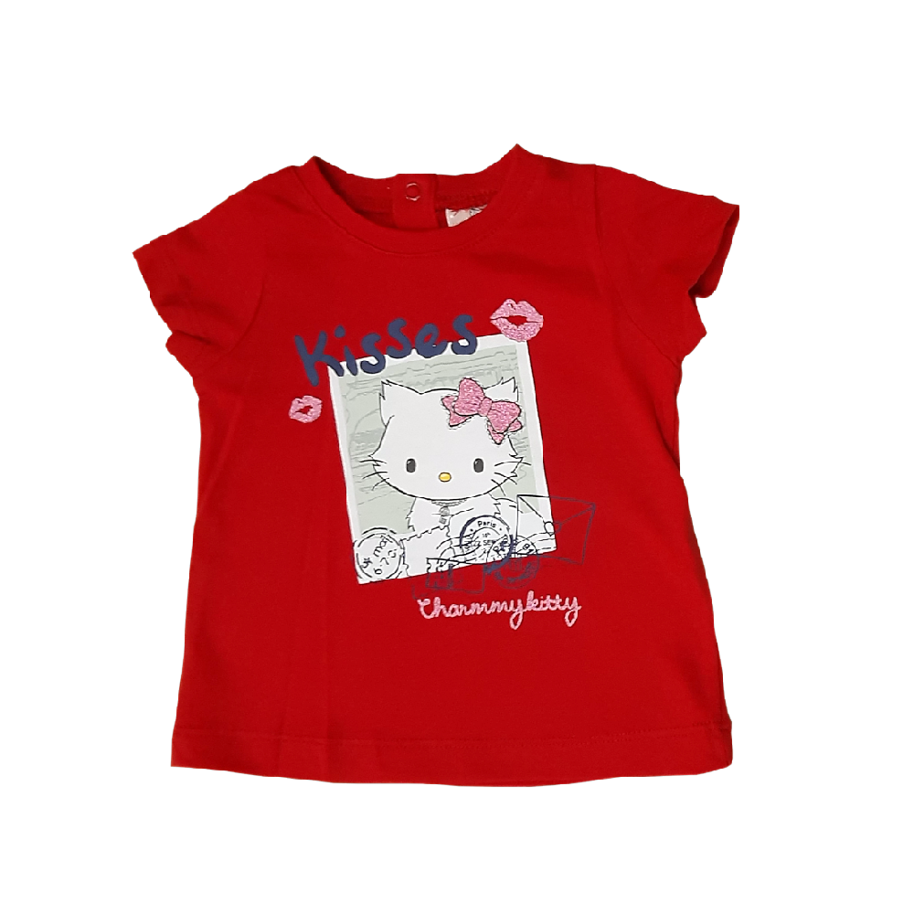 T-shirt vermelha para criança com estampa Hello Kitty e texto 'kisses' e 'charmmykitty'