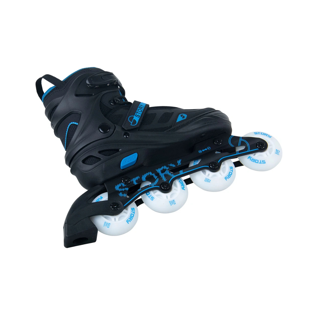 Patins em linha preto e azul com rodas brancas e detalhes azuis