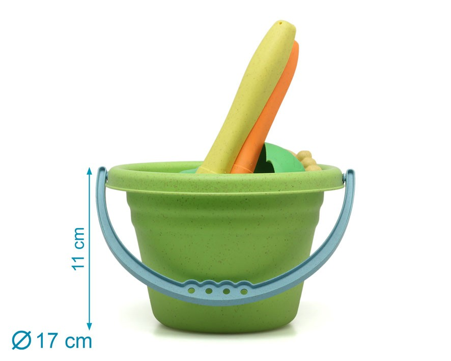 Balde de brinquedo verde claro com alça azul e acessórios coloridos