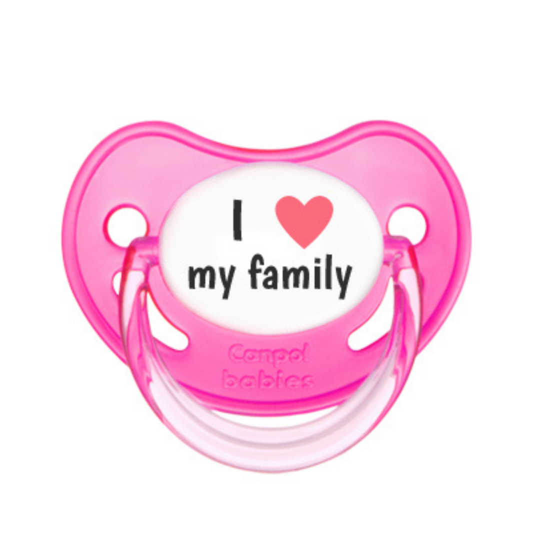 Chupeta rosa e branca com texto 'I ♥ my family'