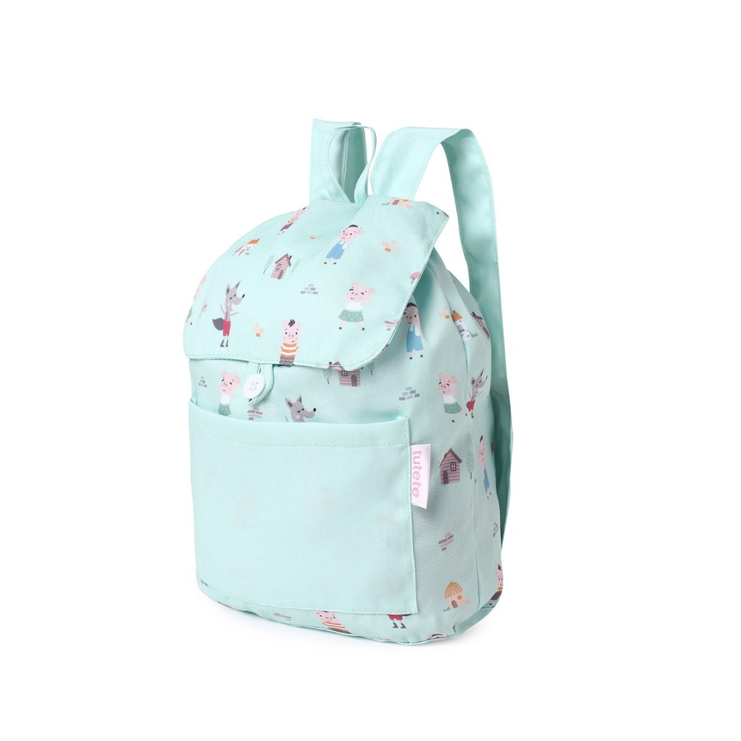 Mochila infantil azul claro com desenhos de personagens e casinhas