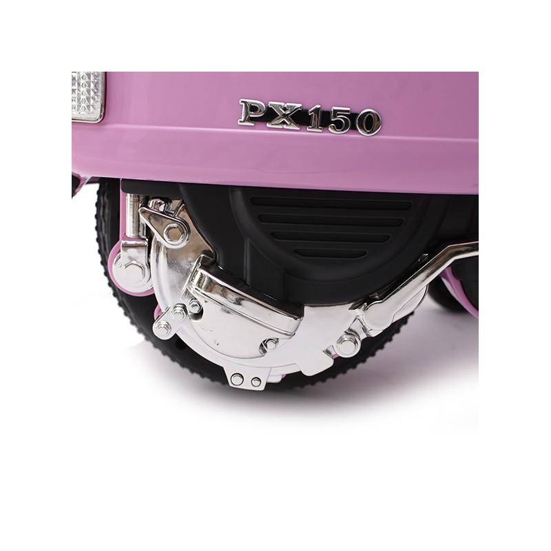 Detalhe da mota rosa com texto PX 150 e peças metálicas cromadas
