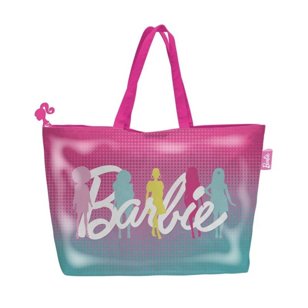 Saco de tecido rosa e azul com estampado Barbie e silhuetas de bonecas, alças rosa e zipper com pendente em forma de boneca