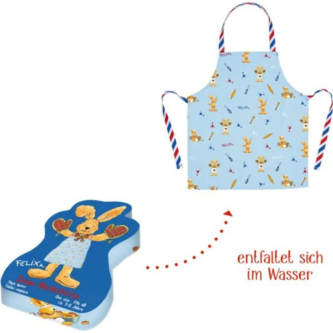 Avental infantil azul claro com padrão de coelhos e alças listradas
