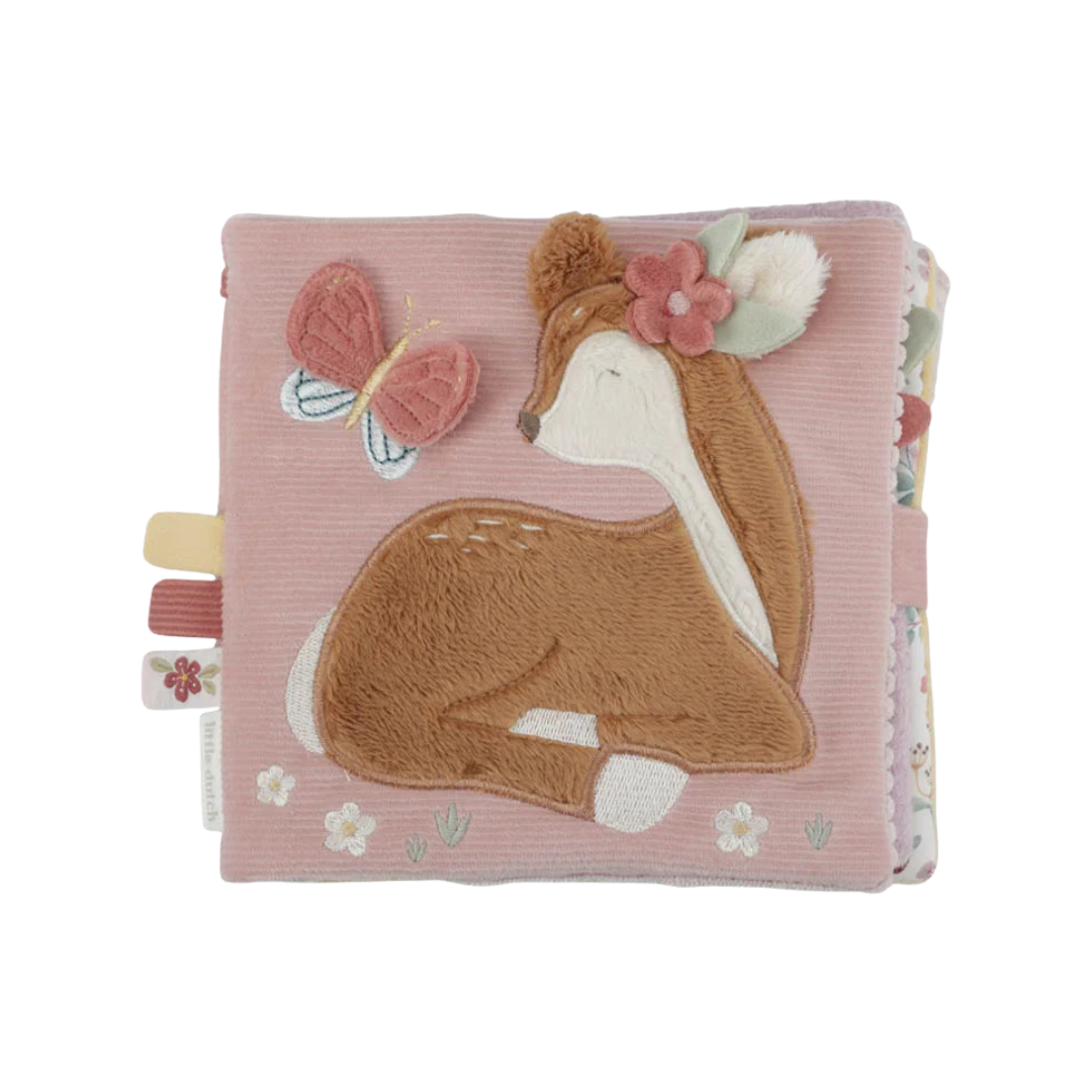 Livro de tecido cor-de-rosa com veado bordado e borboleta