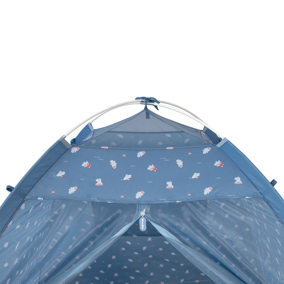 Tenda azul com padrão de coelhos e armação flexível branca