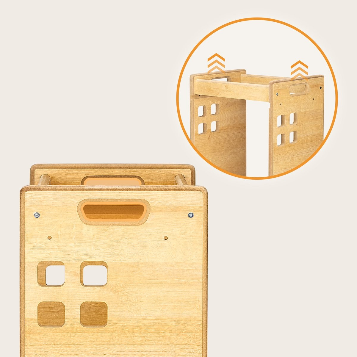 Carrinho de madeira clara com puxadores e cortes quadrados