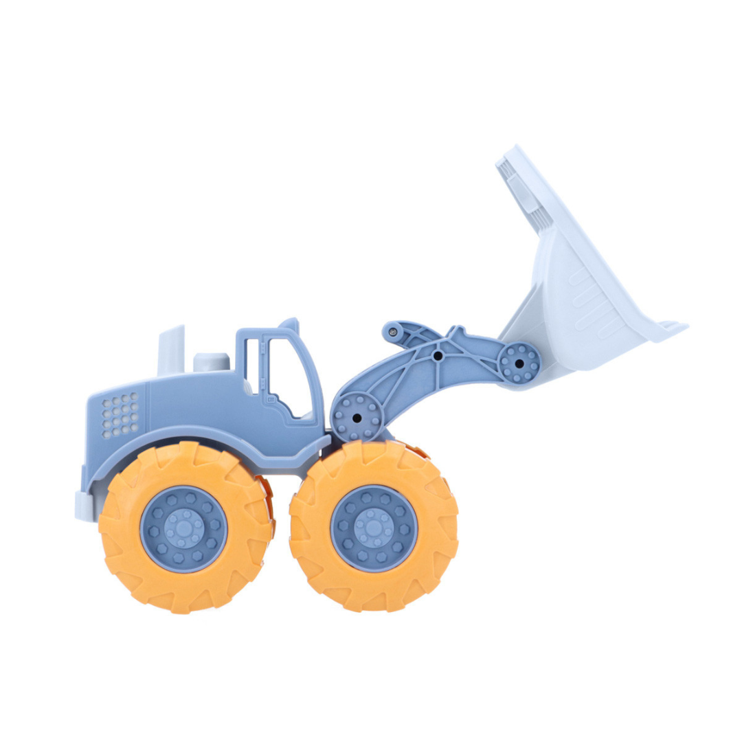 Miniatura de escavadora de plástico azul e amarelo em fundo branco