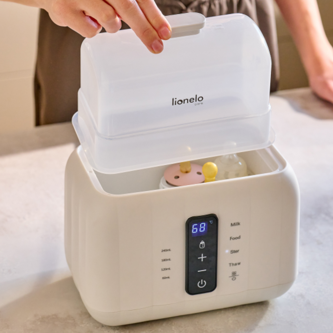 Aquecedor branco para biberões com tampa translúcida e painel digital