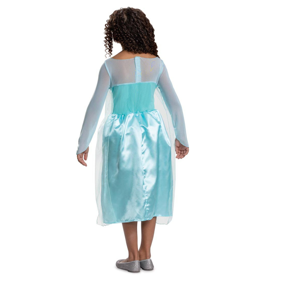 Vestido infantil azul claro com mangas compridas e saia acetinada visto de costas