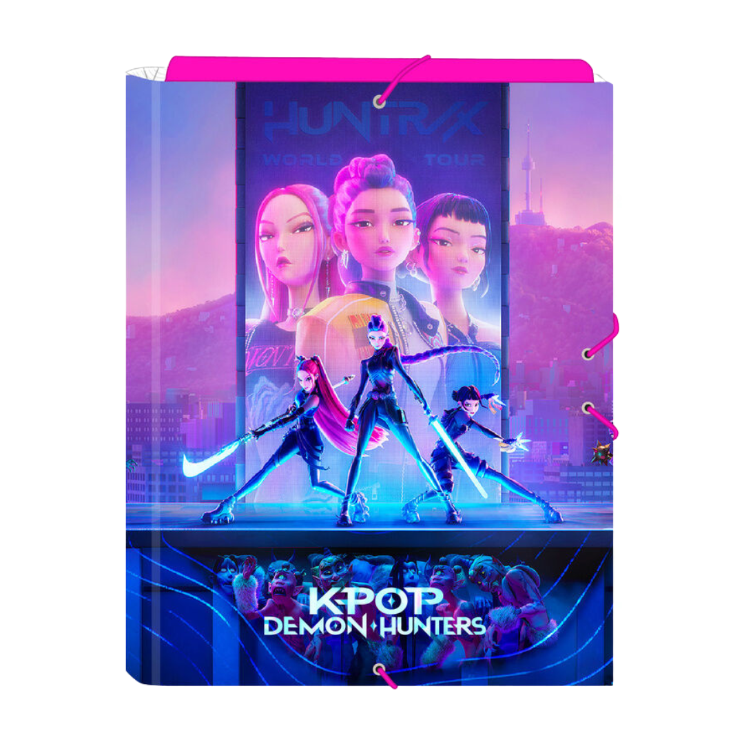 Pastas com elástico decoradas com a série K-POP DEMON HUNTERS em cores azul, rosa e roxo.