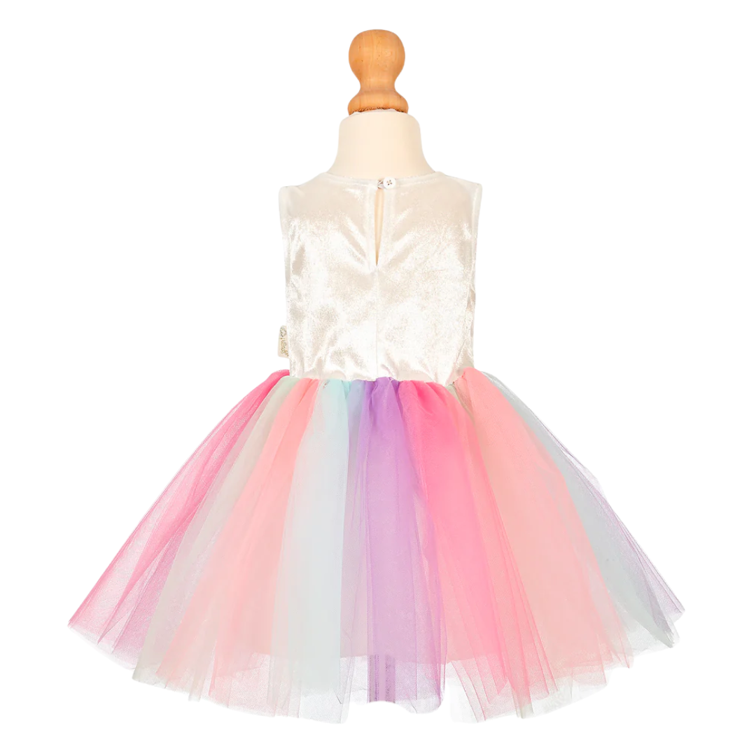 Vestido de criança branco e colorido em manequim