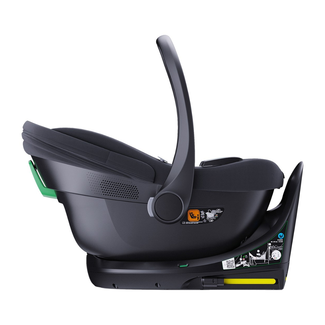 Cadeira auto para bebé preta com alça e base integrada