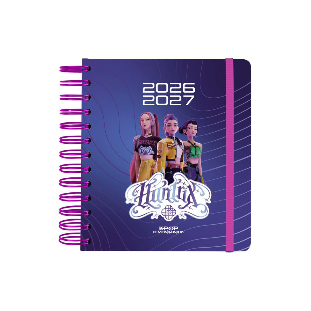Agenda espiral roxa e rosa com personagens femininas e texto branco 2026 2027, Huntx, KPOP DIAMOND FLOWERS