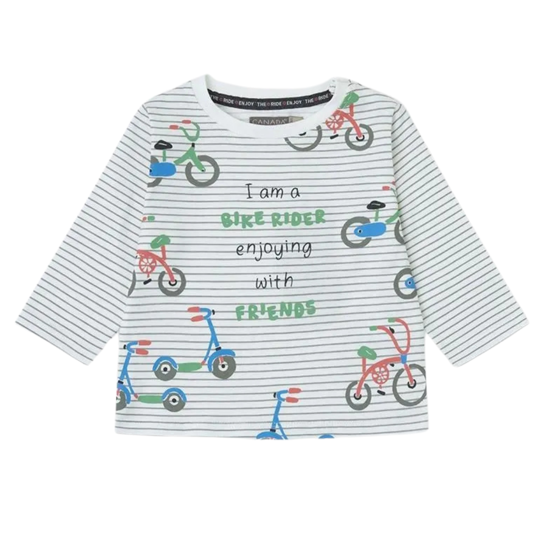 Camisola infantil branca com riscas e estampado de bicicletas e texto