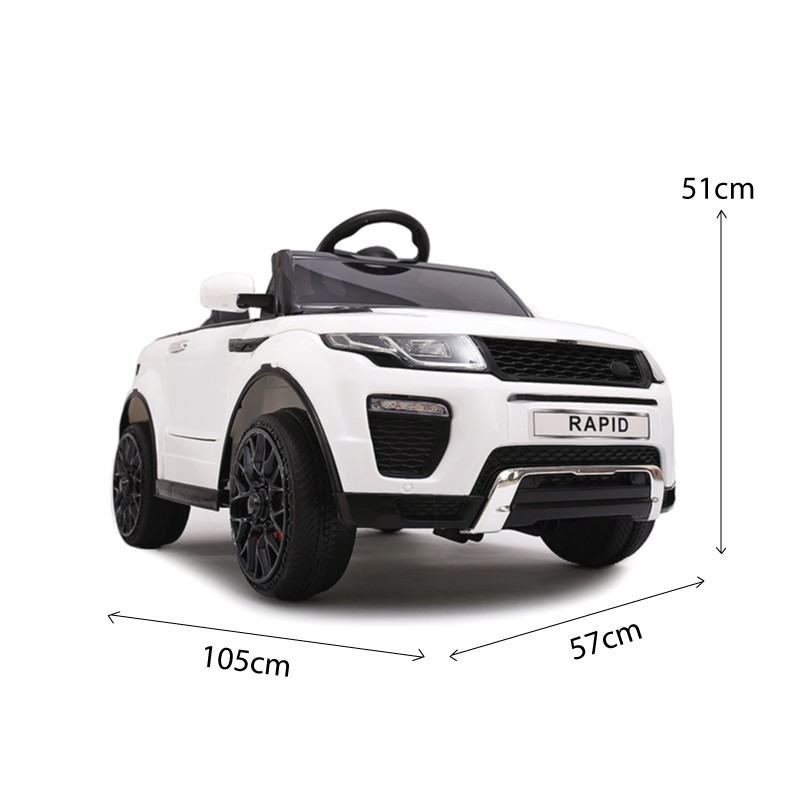 Carro elétrico infantil branco com detalhes a preto e texto RAPID na chapa frontal