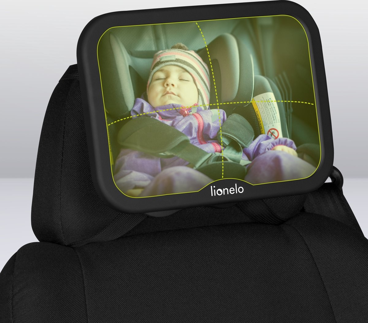 Espelho de segurança para automóvel refletindo bebé a dormir na cadeirinha