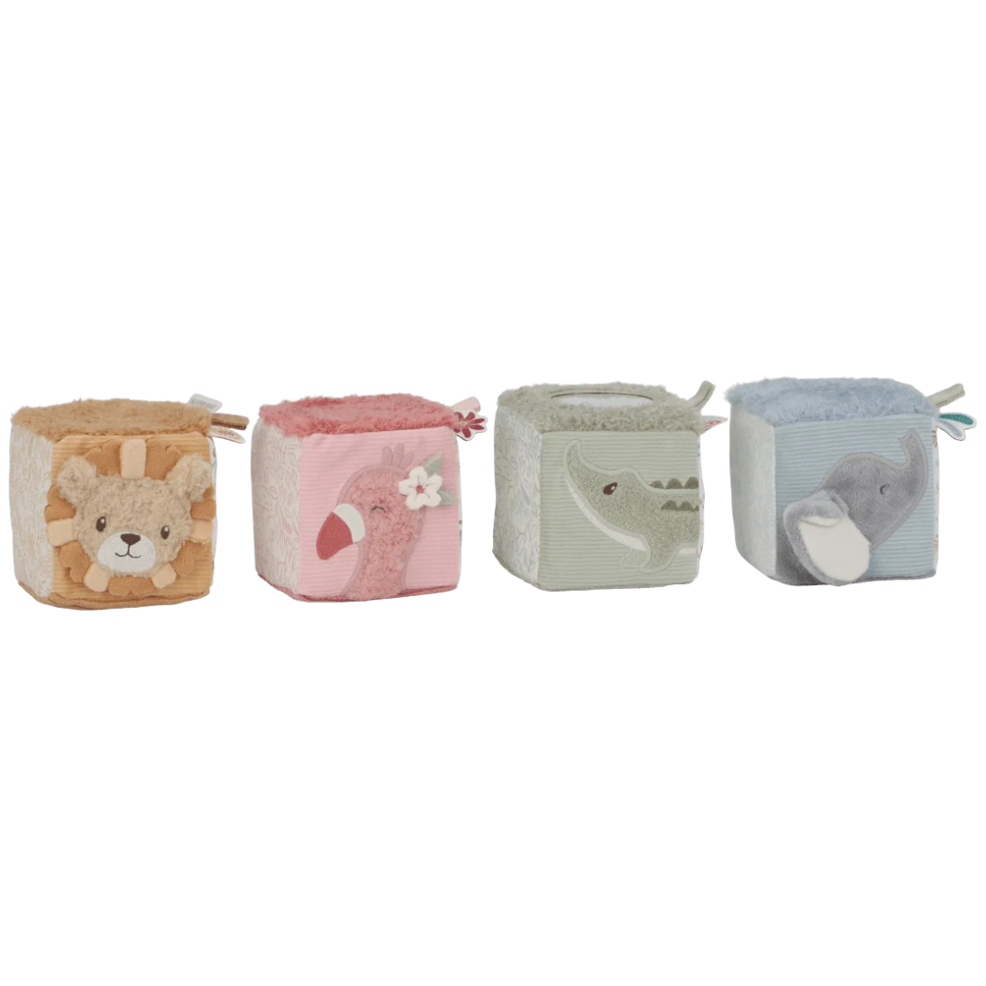 Cubos de pelúcia para bebés com animais