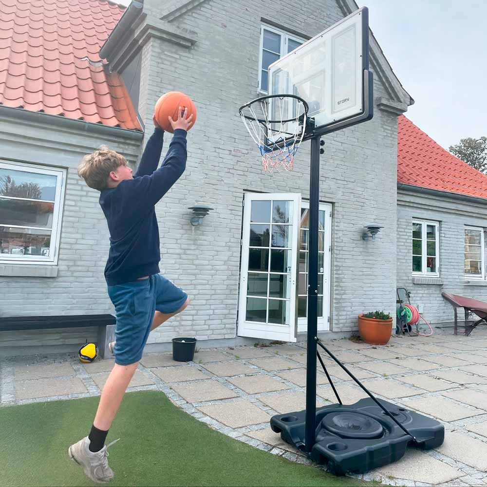 Cesto de basquetebol portátil com tabuleiro transparente e aro com rede branca