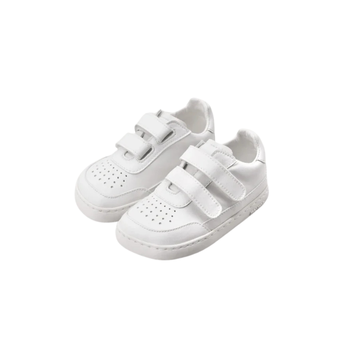 Sapatilhas brancas para criança com fecho de velcro duplo