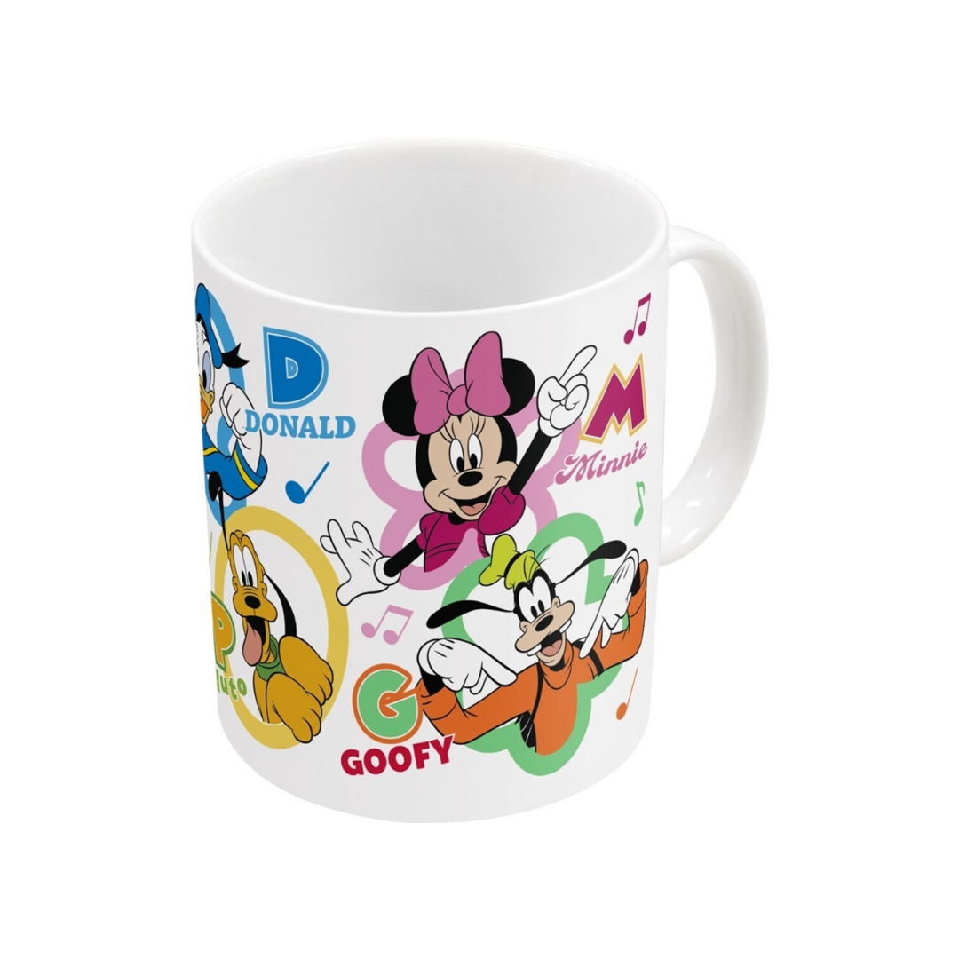 Caneca branca decorada com personagens Disney e seus nomes coloridos