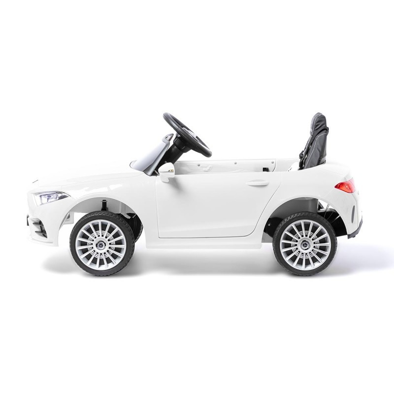 Carro elétrico infantil branco com volante preto e bancos em tecido preto