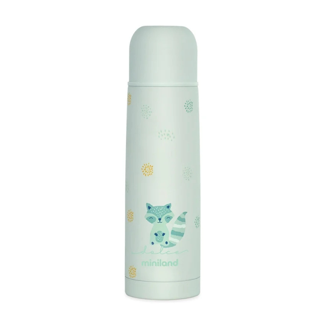 Garrafa térmica branca com ilustração de guaxinim azul e verde e textos dolce e miniland.