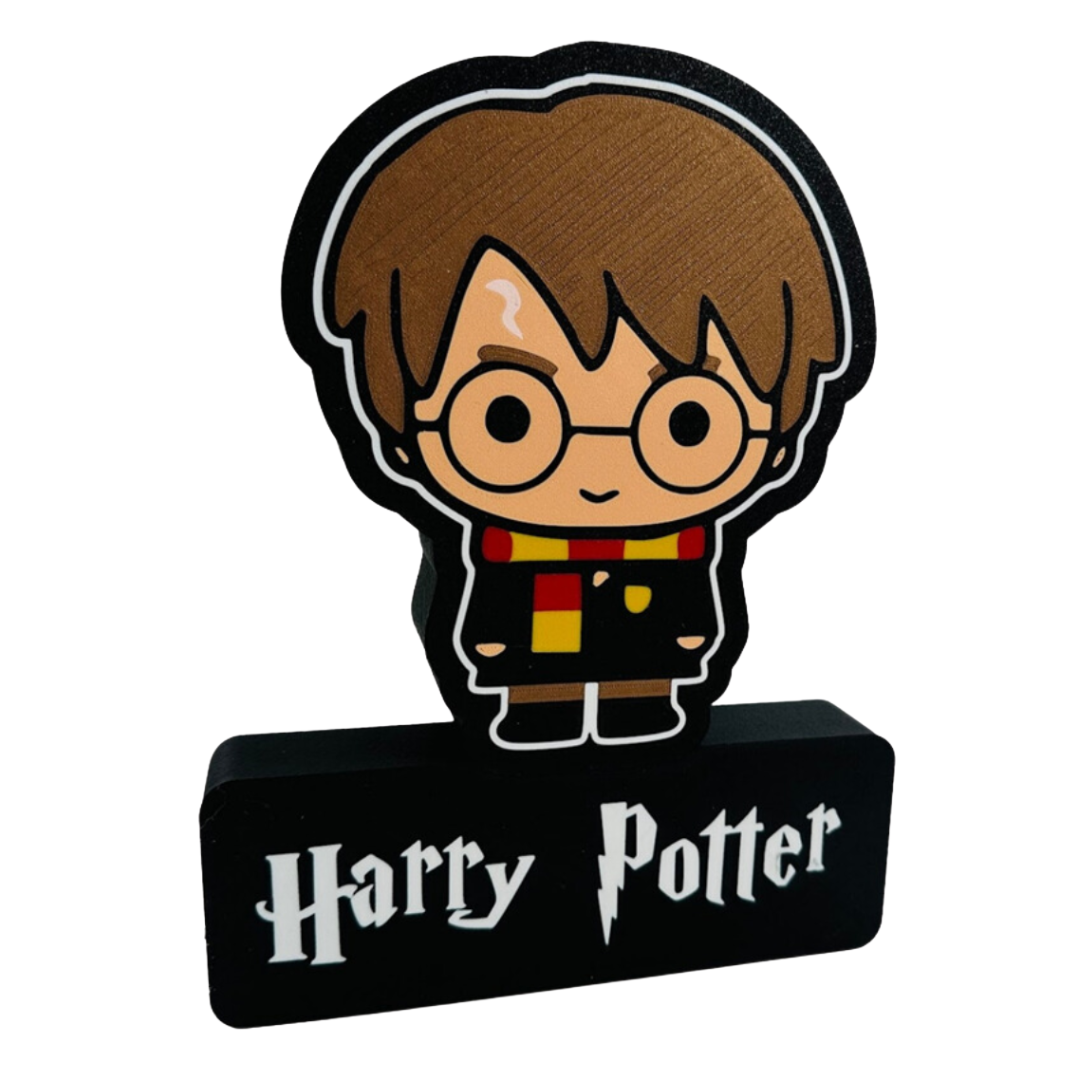 Figura cartoon de Harry Potter com base preta e texto