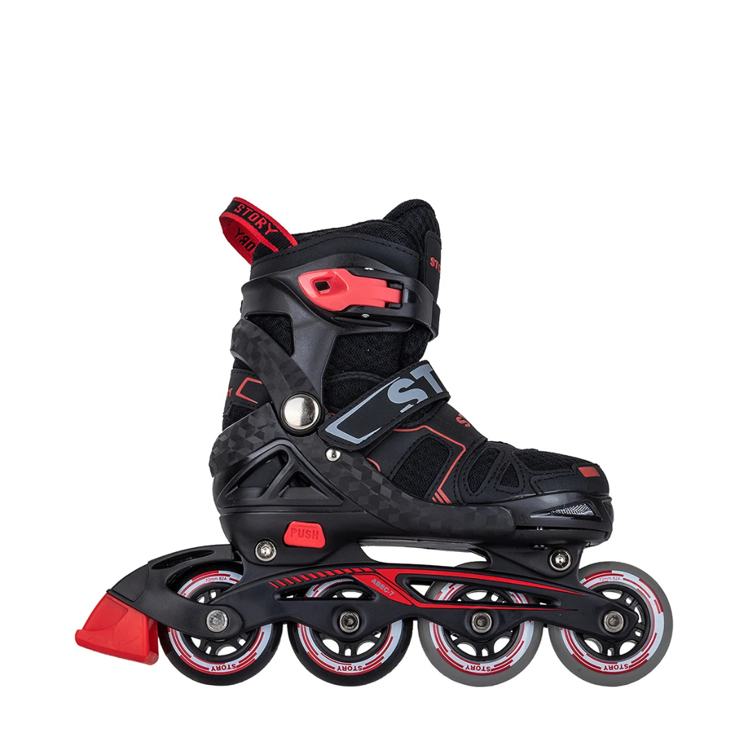 Patins em linha preto e vermelho com fechos e quatro rodas.