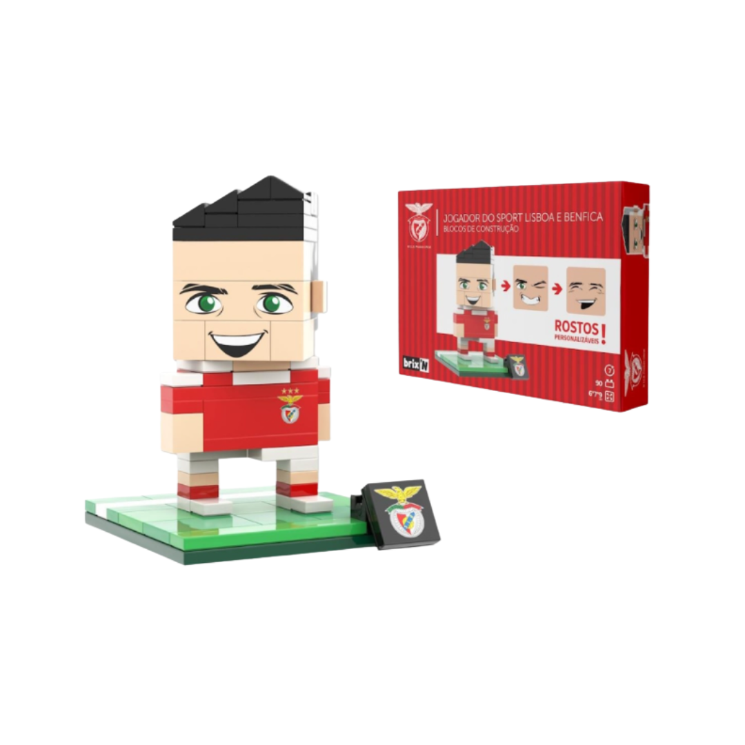 Boneco de blocos de construção de jogador de futebol SL Benfica com embalagem vermelha.