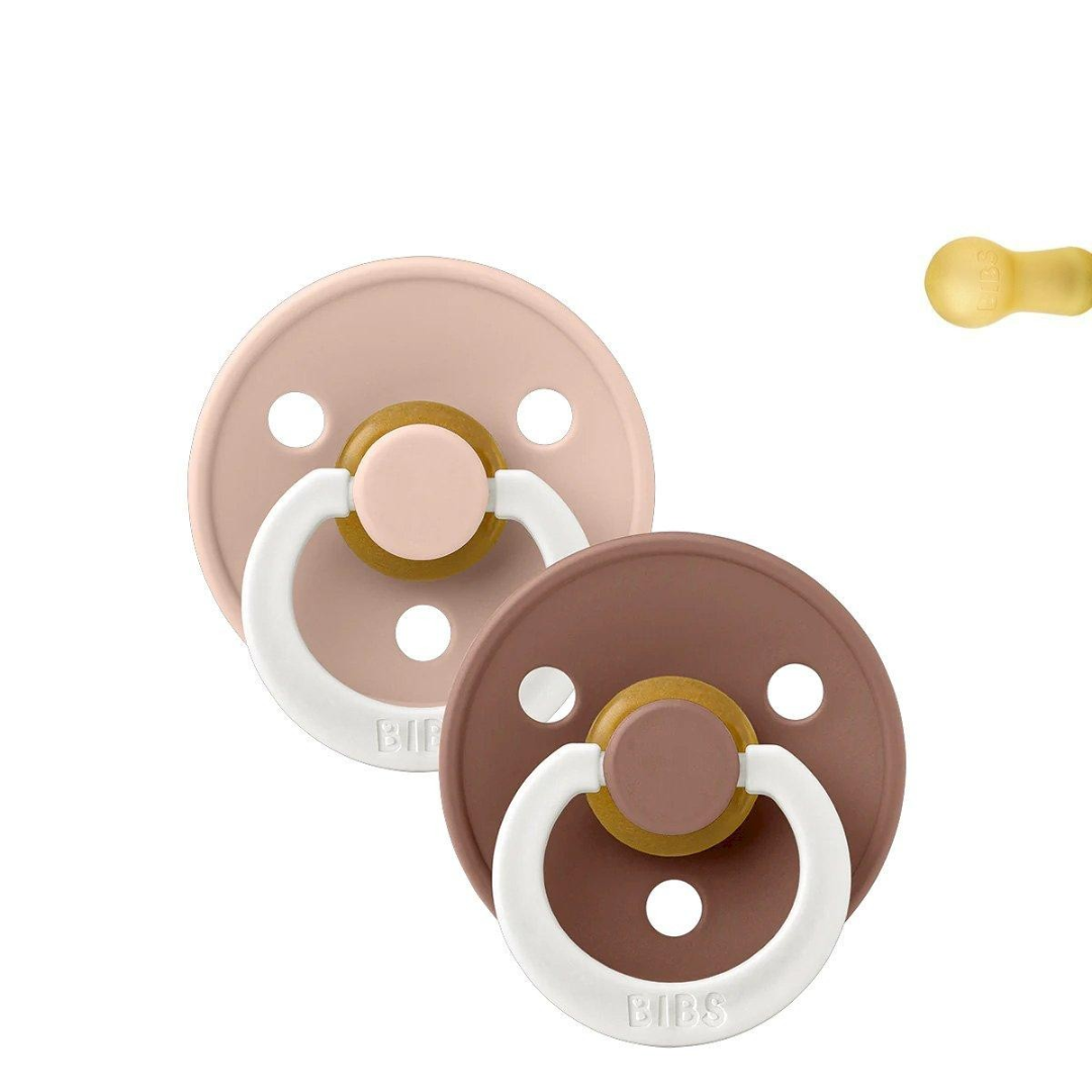 Dois chuchas BIBS bege e castanho com argolas brancas